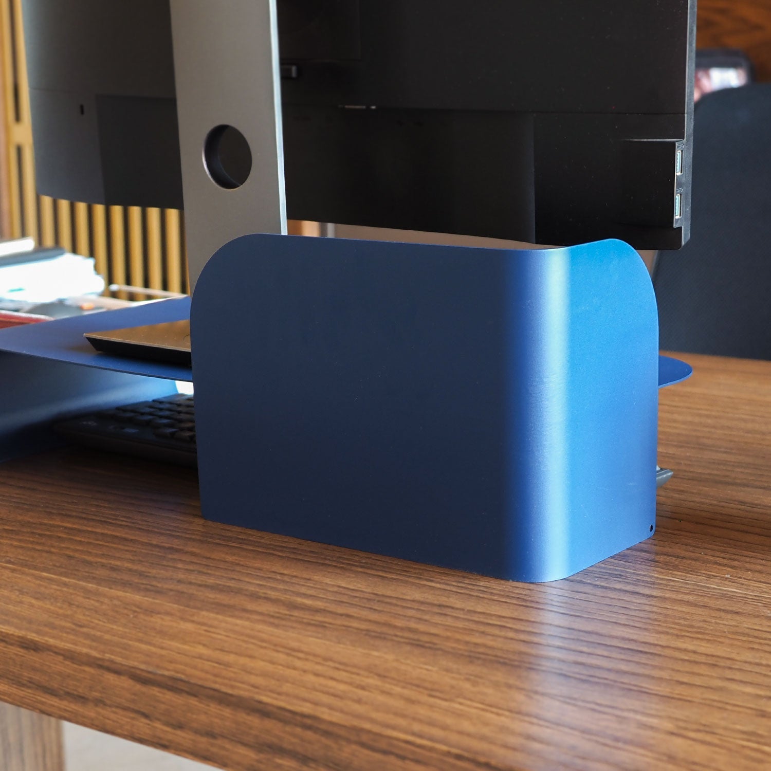 Luno Monitor Stand