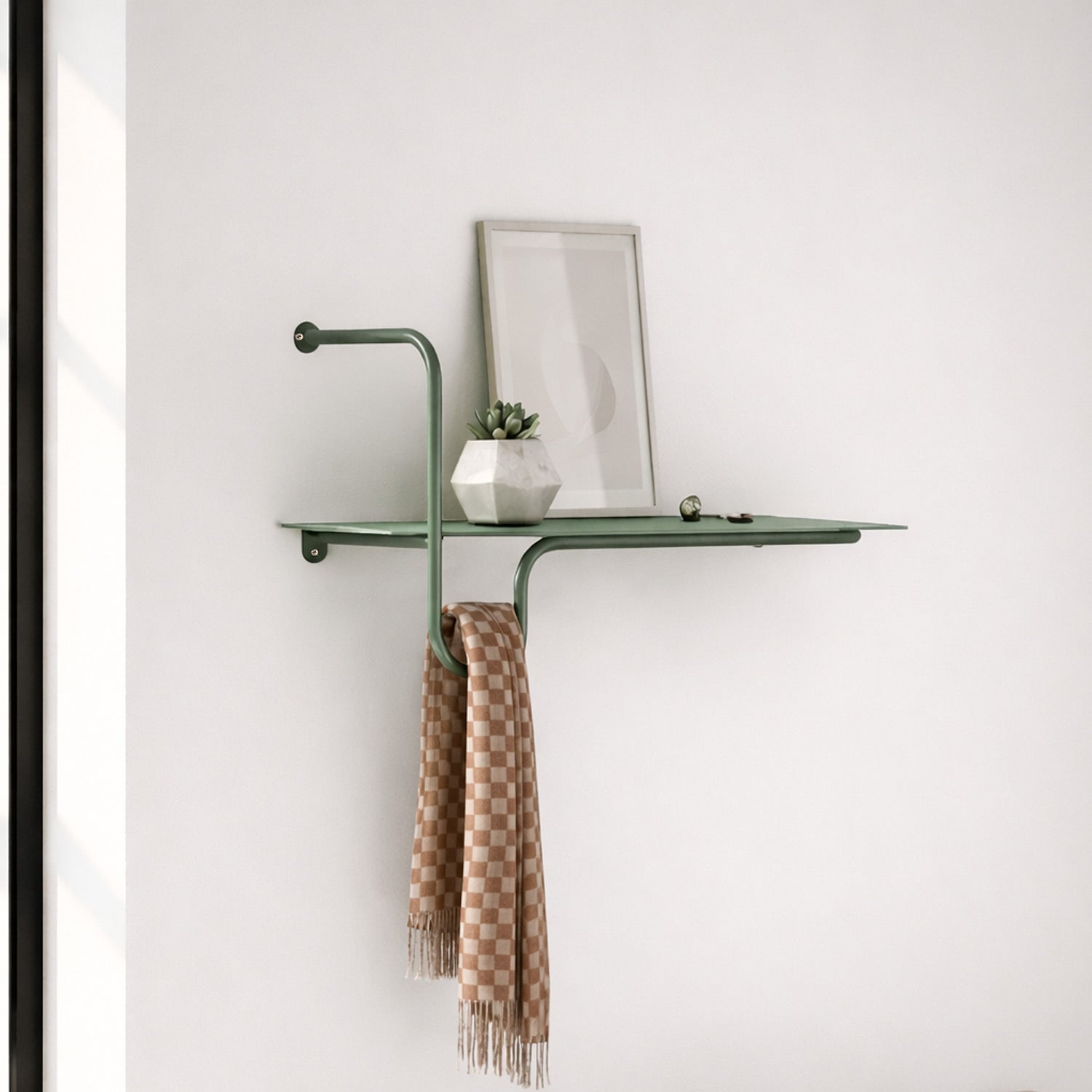 Binda Wall Shelf