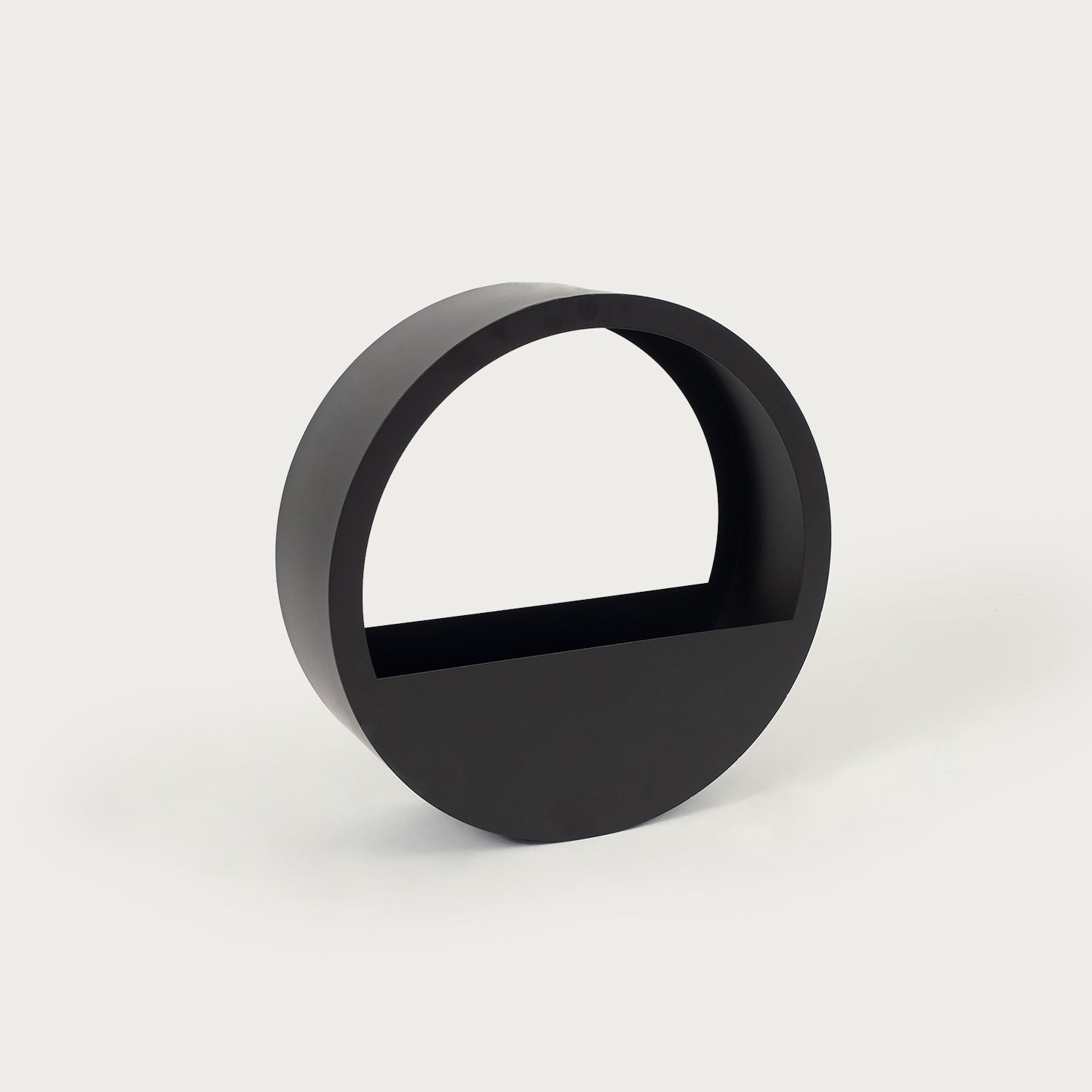 Circle M Wall Planter
