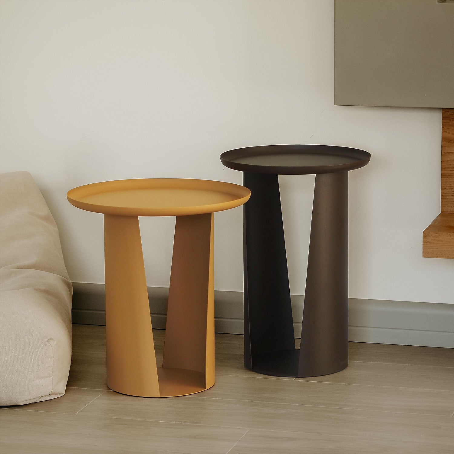 Mush Set of 2 Side Tables