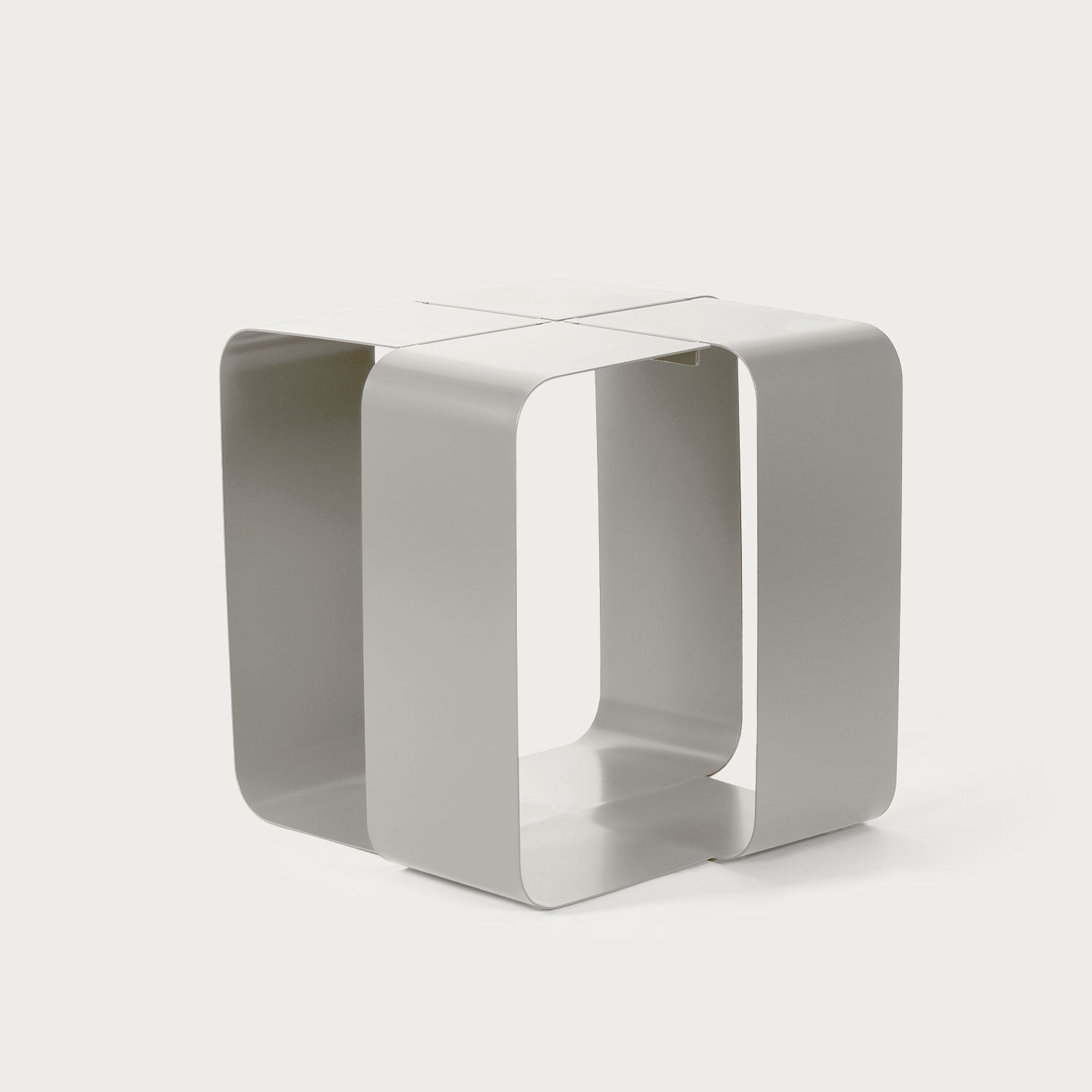 Punos S Side Table