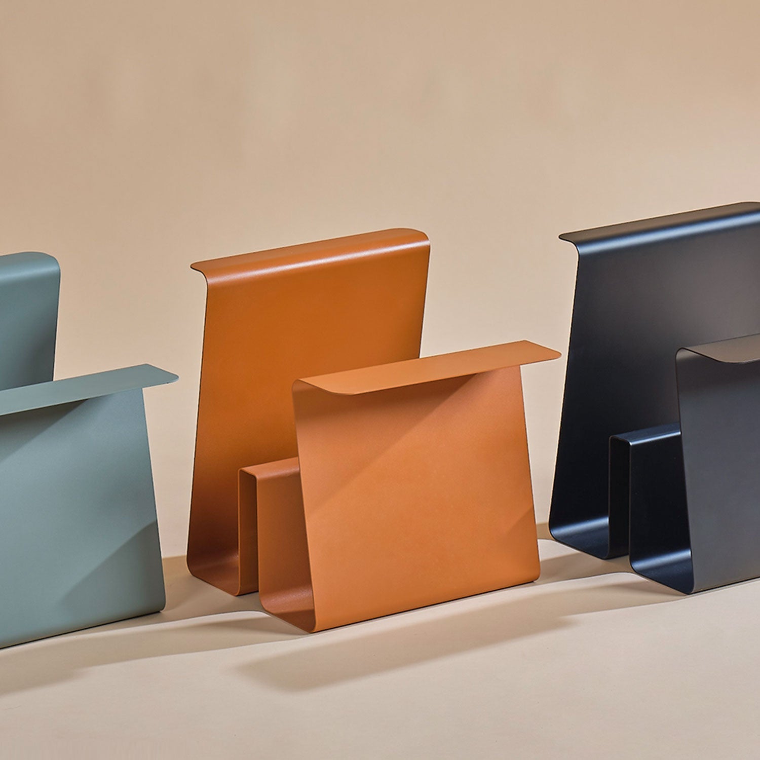Line Magazine Rack - Orange