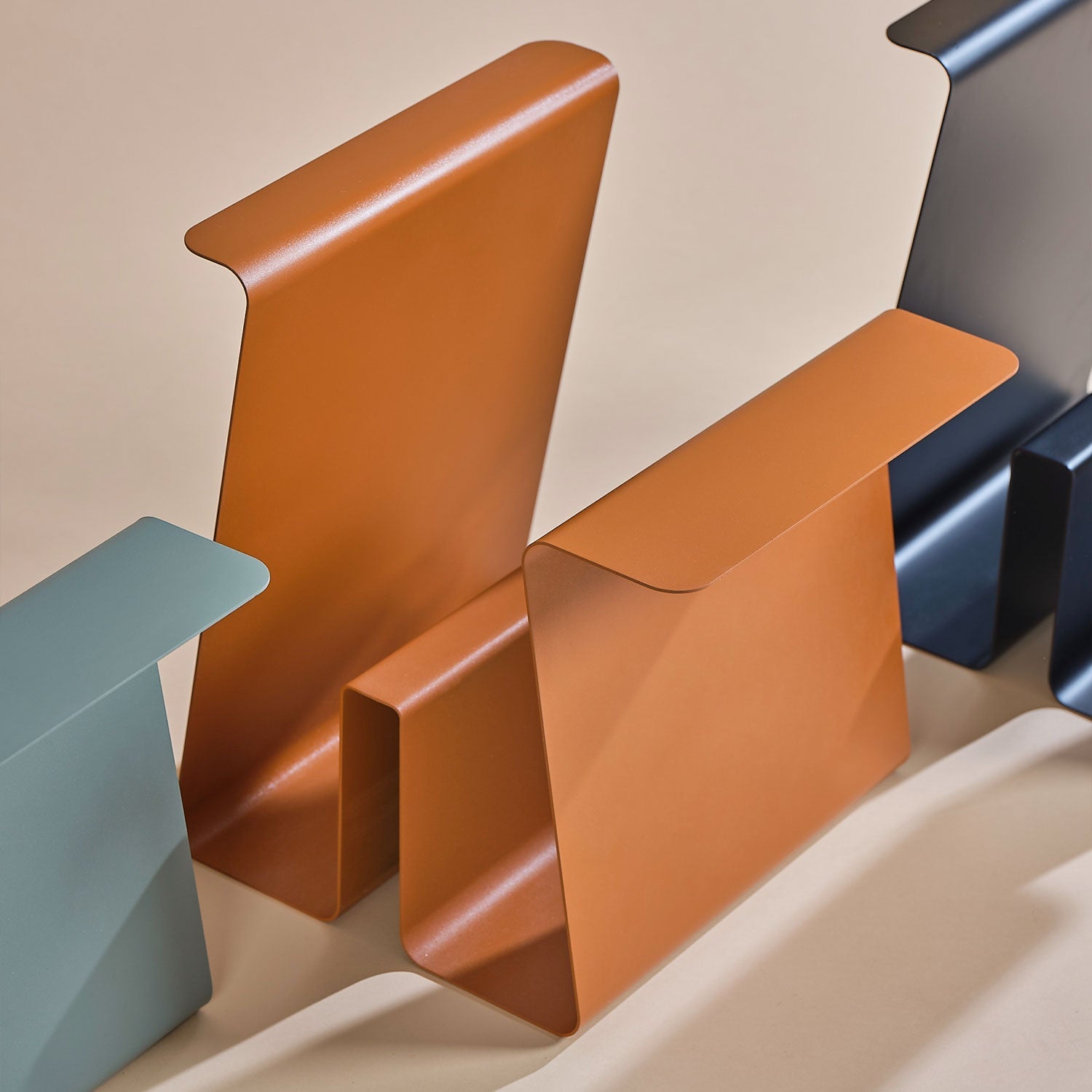 Line Magazine Rack - Orange