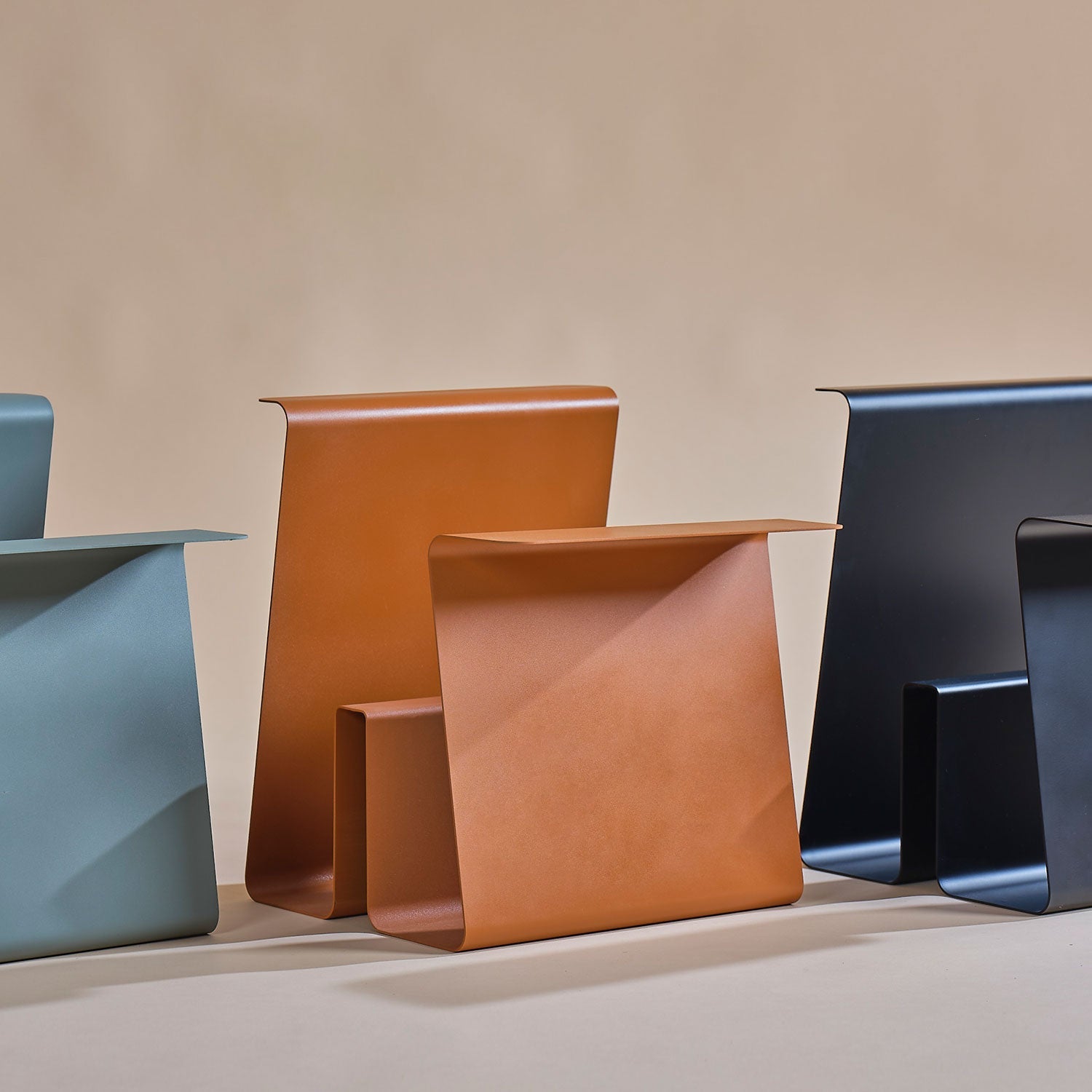 Line Magazine Rack - Orange