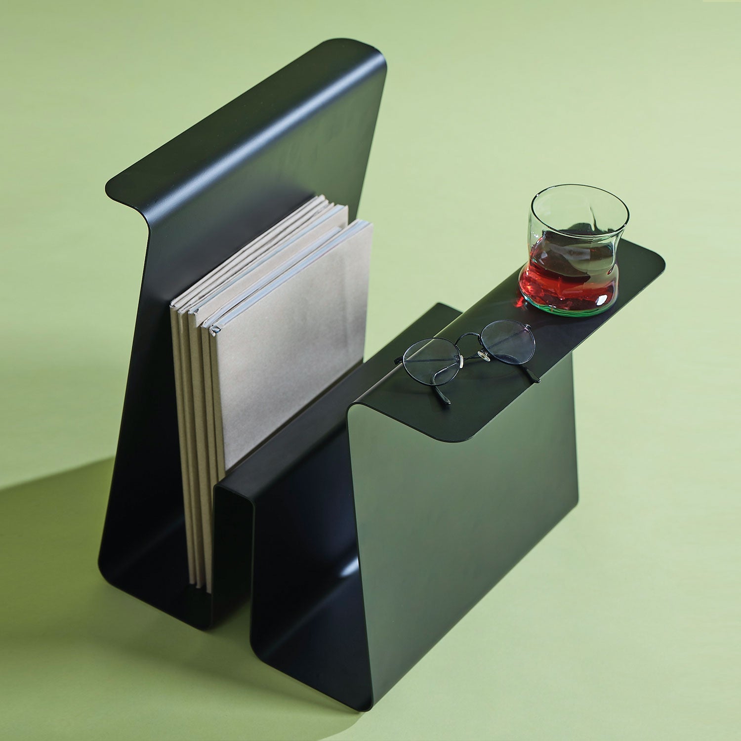 Line Magazine Rack - Black