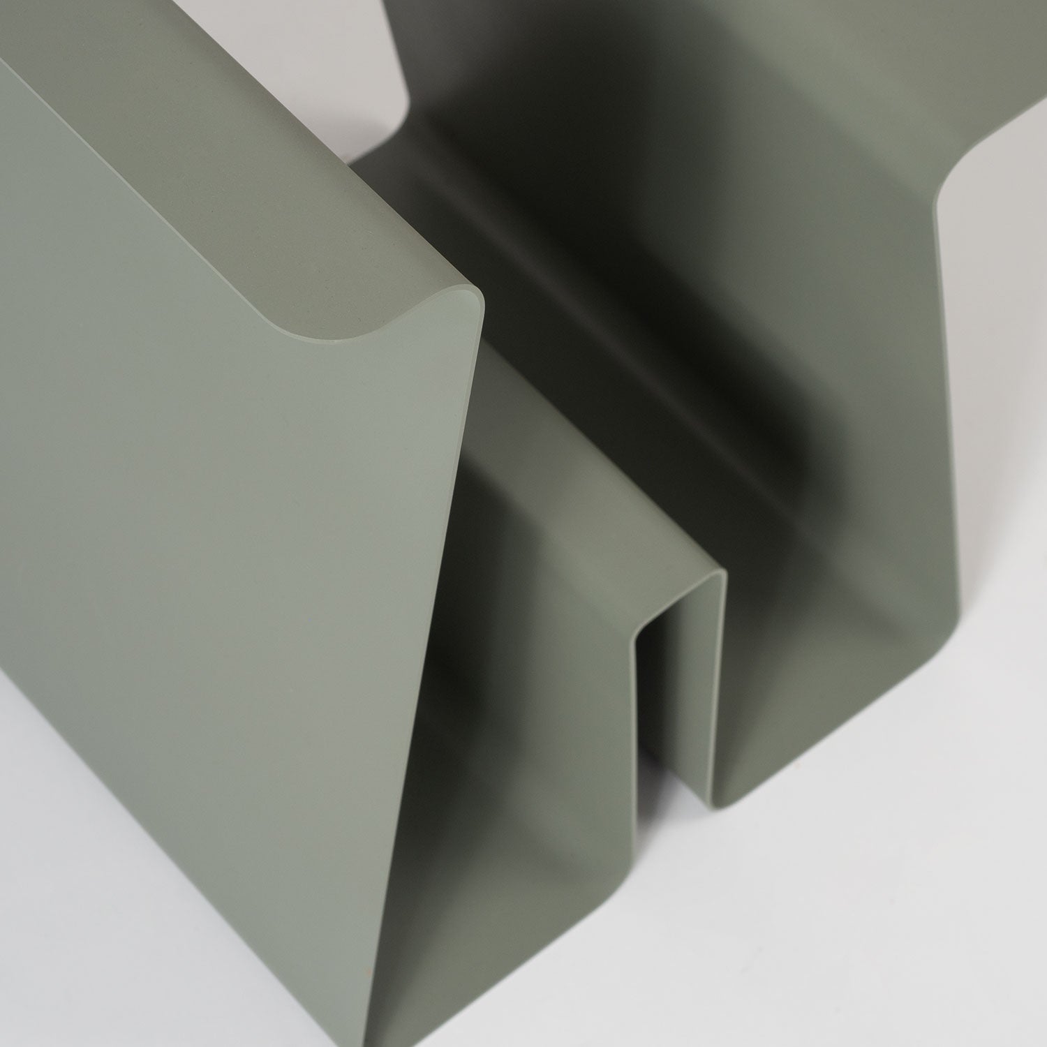 Line Magazine Rack - Green