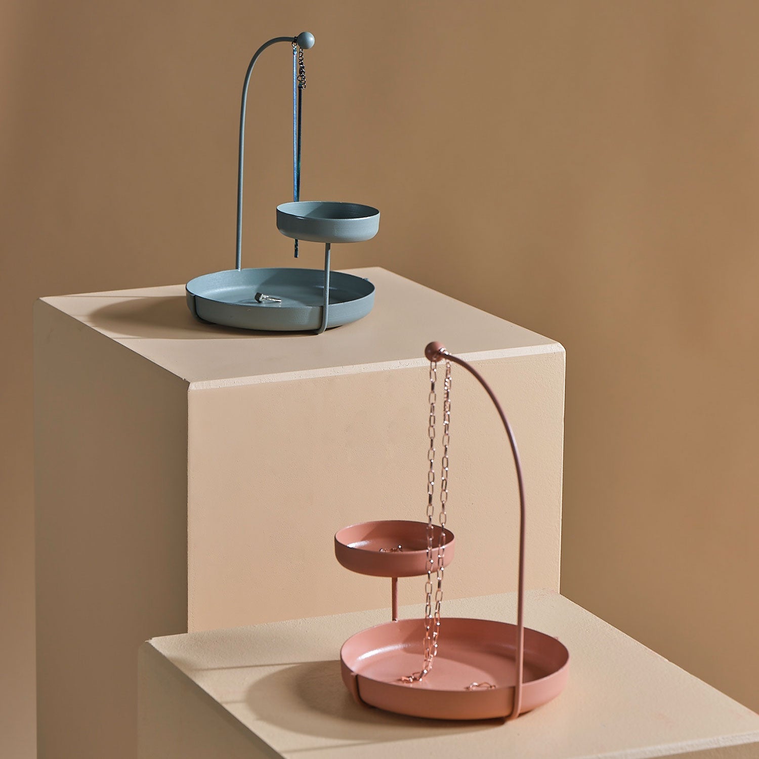 Mid Jewellery Stand - Pink