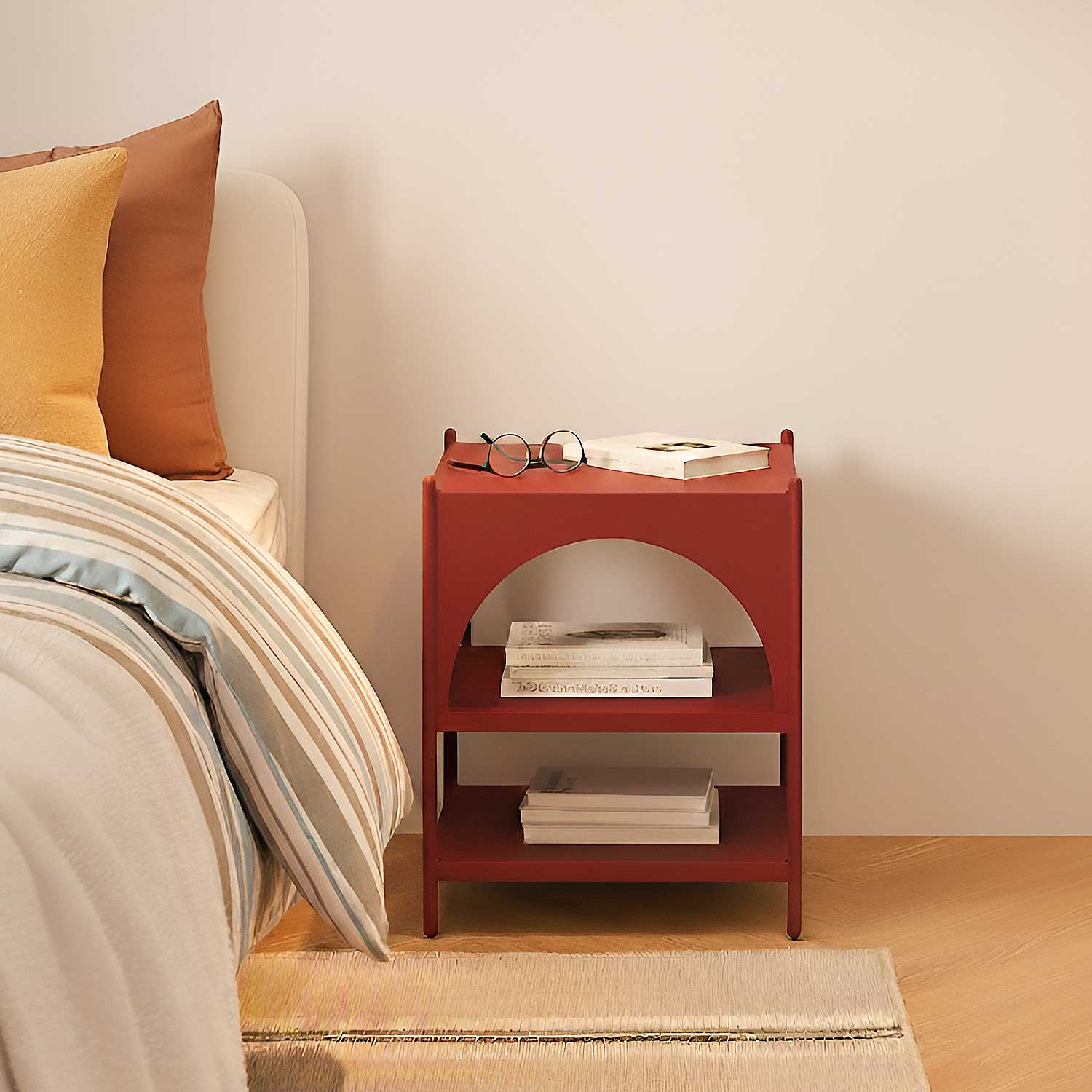 Arco Side Table