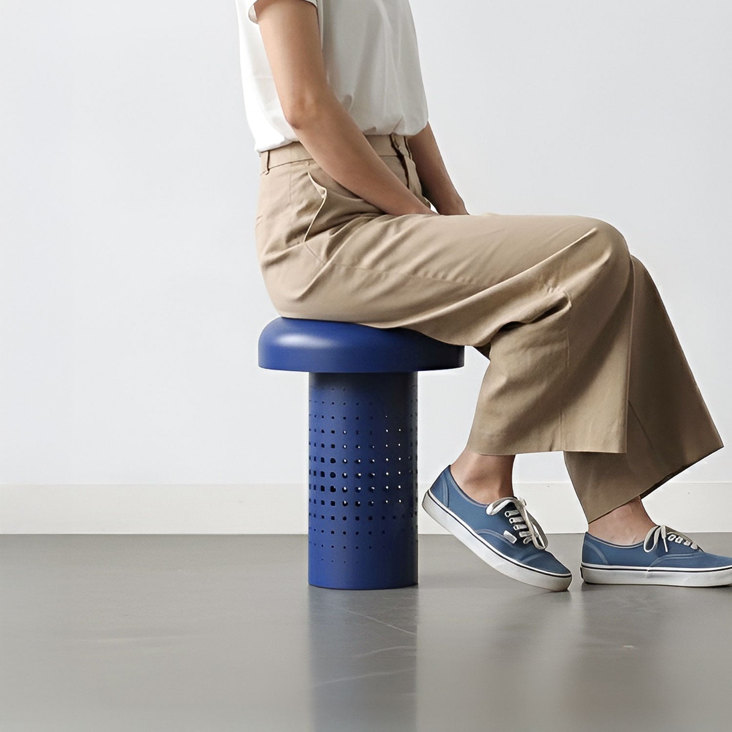 Nodo Stool / Side Table