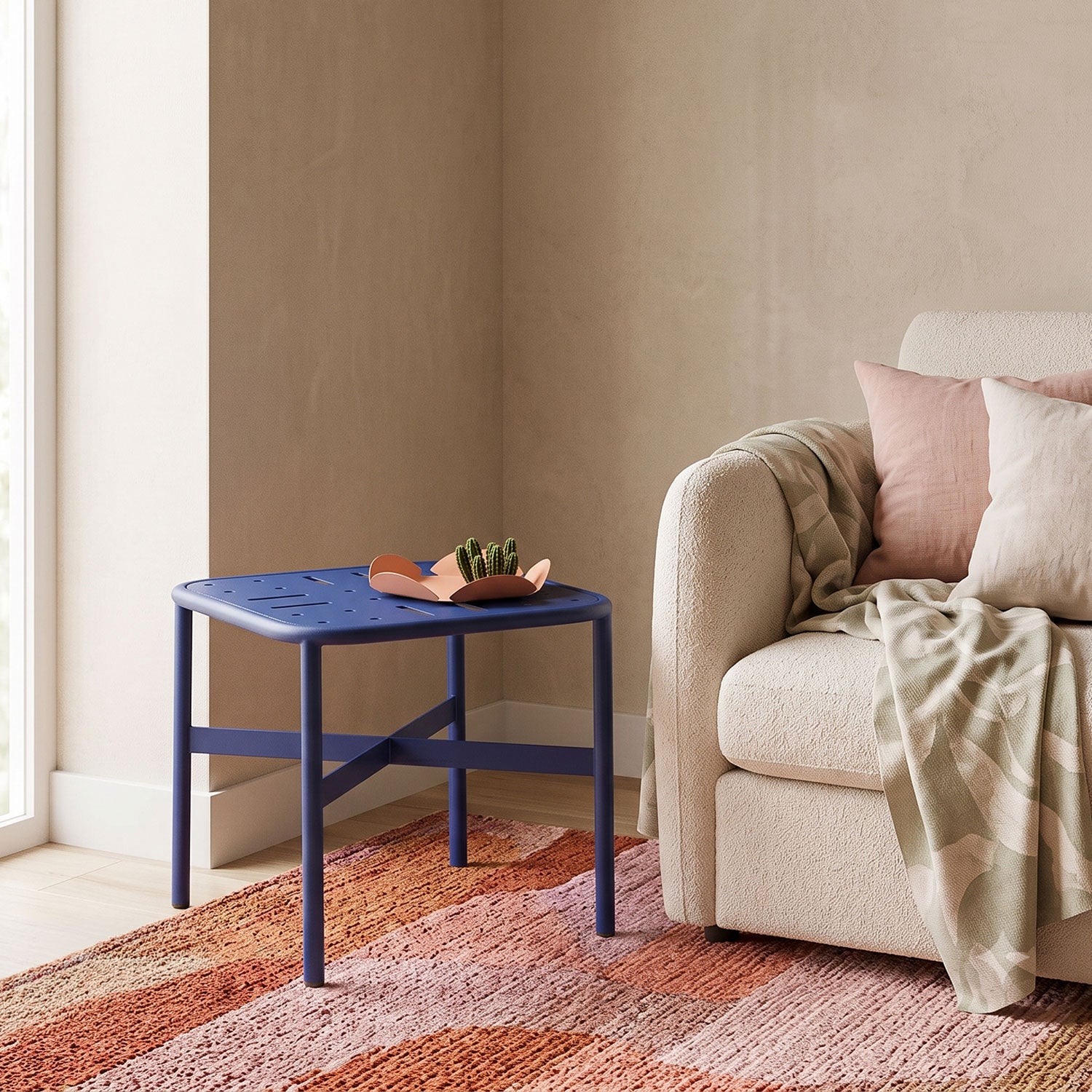 Sole Side Table