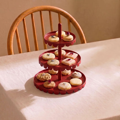 Daisy Cake Stand