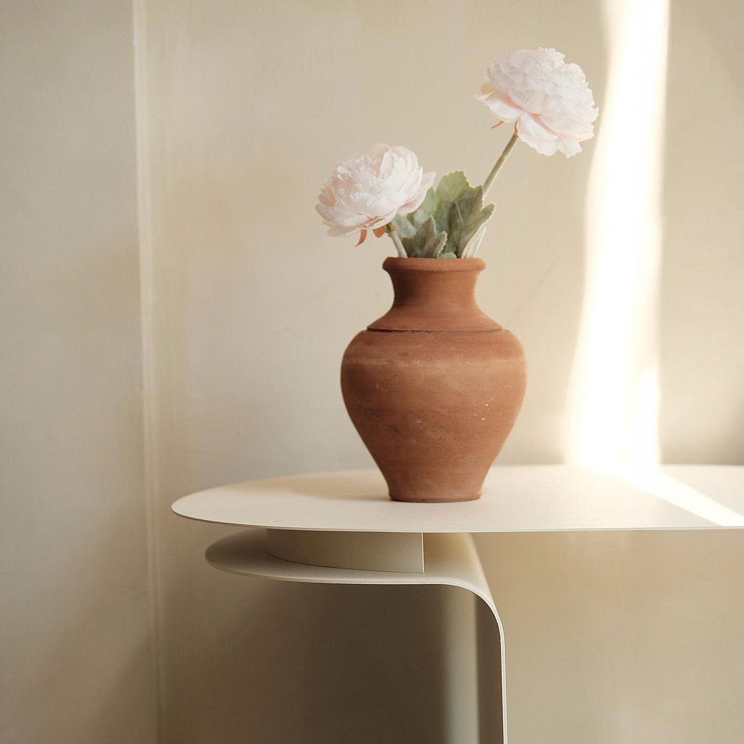 Lay Console