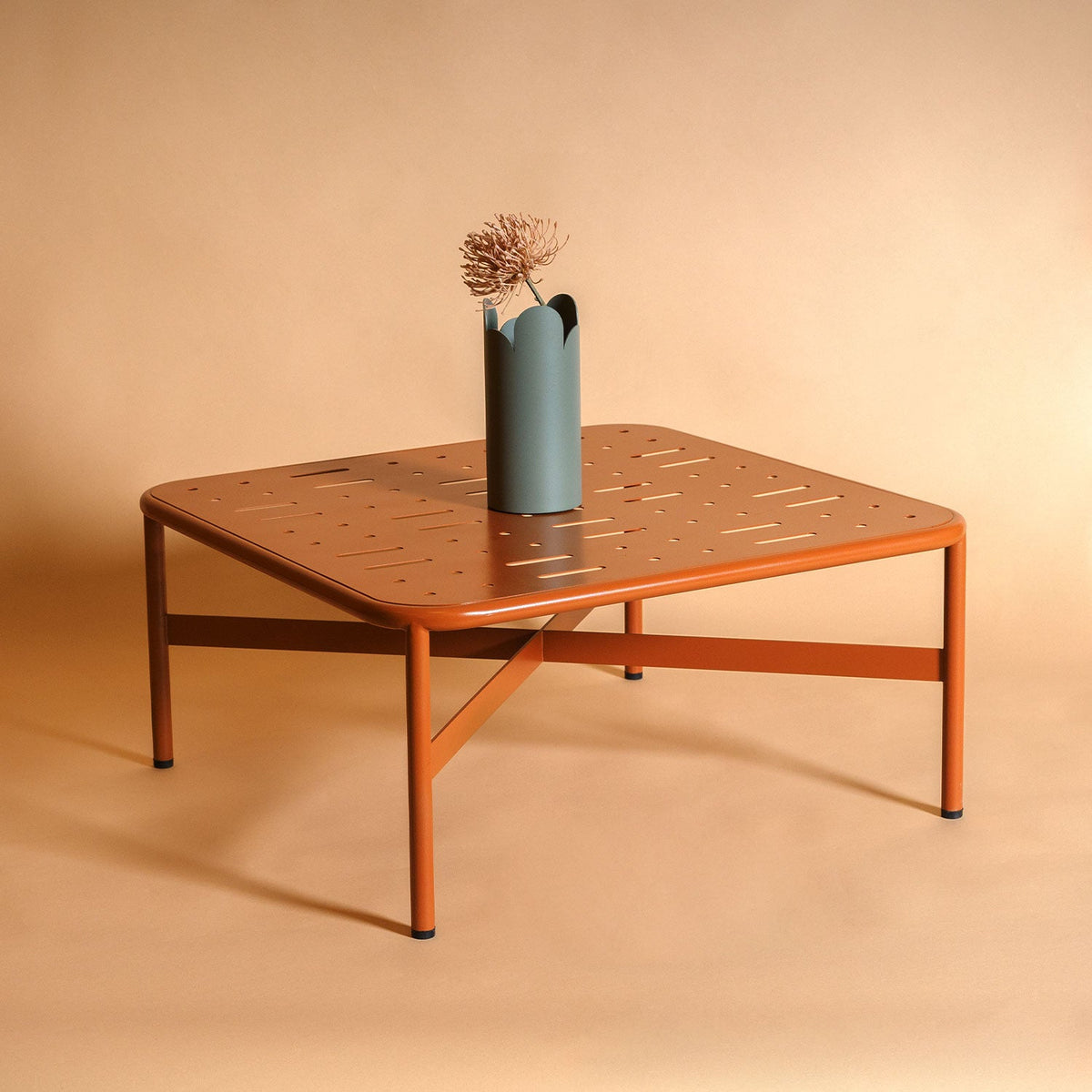 Sole Coffee Table – Oobje